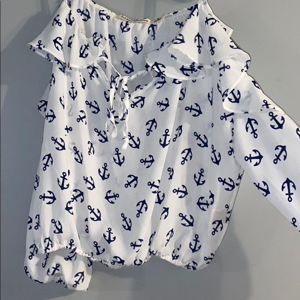 Liberty love women’s crop top with anchors size m